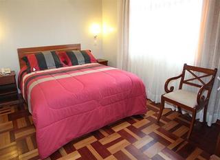 Hotel Emperador Plaza 3*