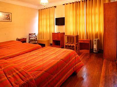 Emperador Plaza 3*